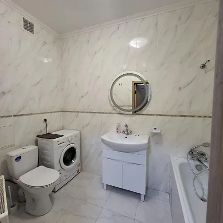 Apartament On Knyazya Romana *