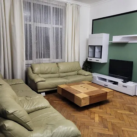 Apartament On Knyazya Romana *