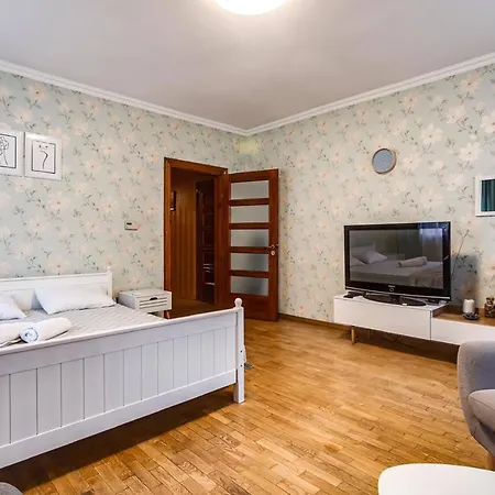 On Knyazya Romana Apartamento *