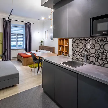 On Knyazya Romana Apartman